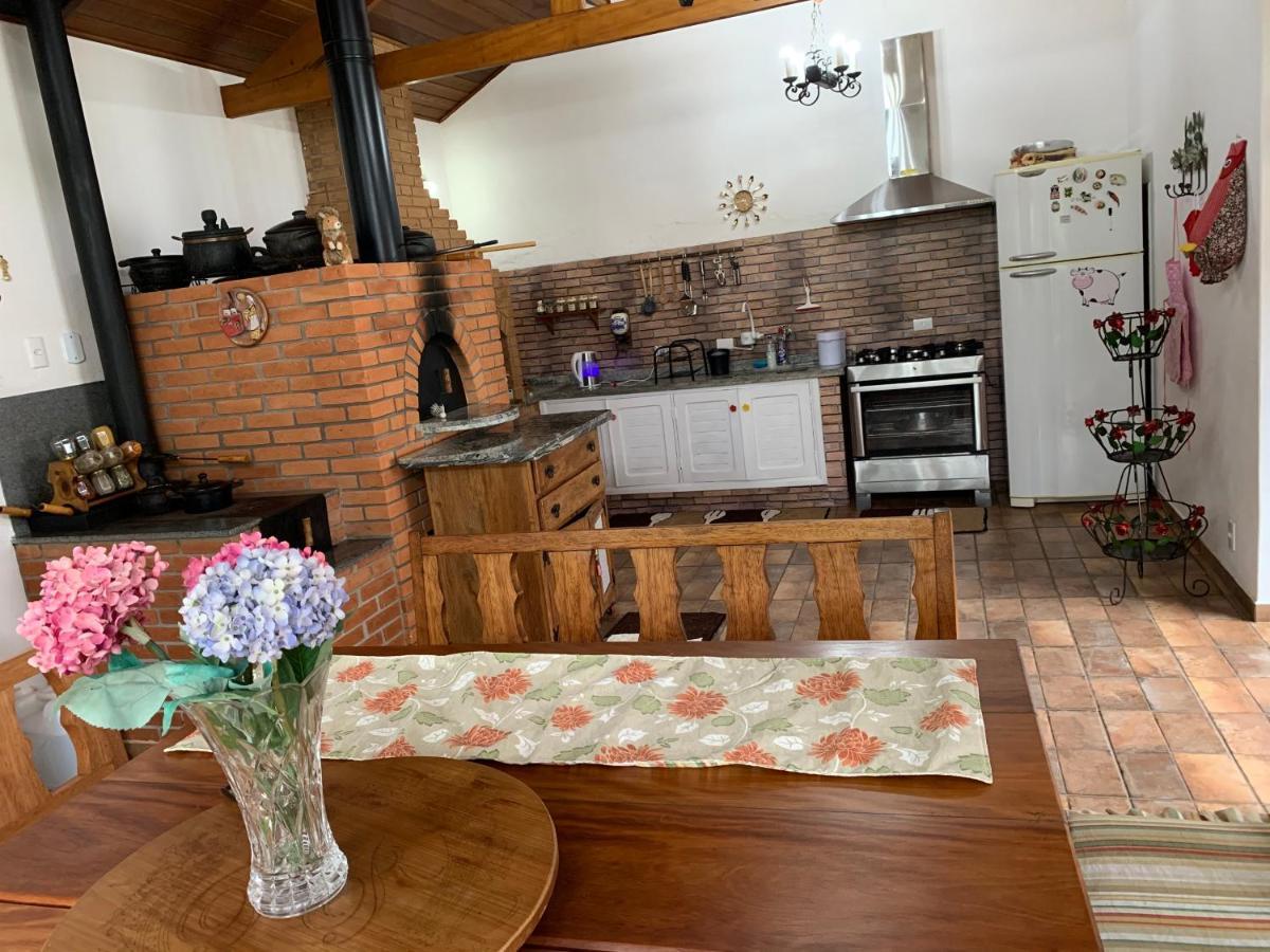 Aconchegante Casa Em Monte Verde Esterno foto